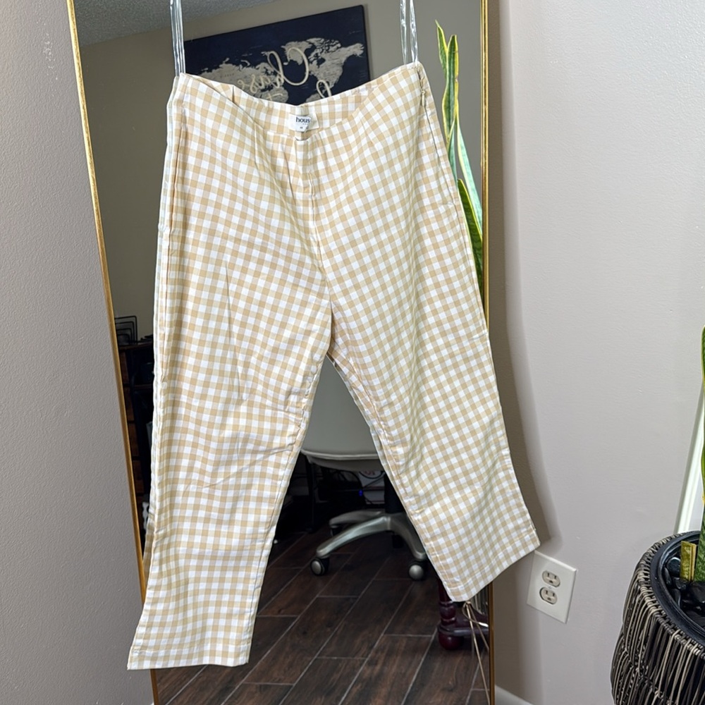 House of CB 'Carella' Gingerbread Gingham Capris NWOT - Picture 4 of 6